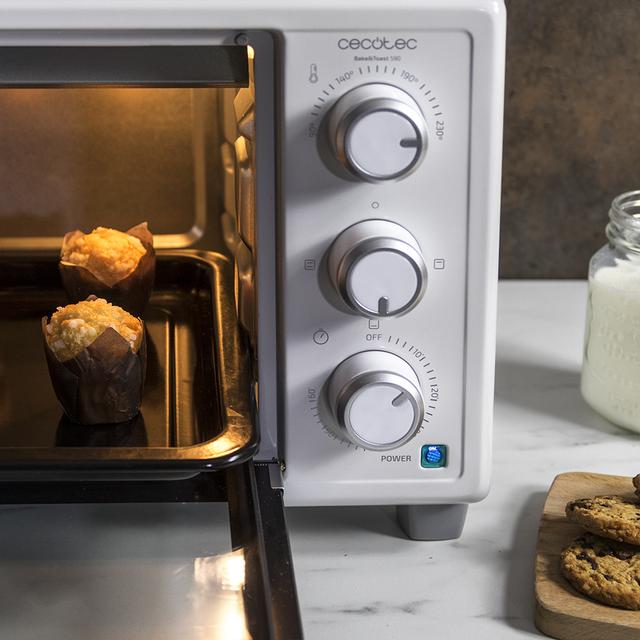 Fornetto Bake&Toast 590. 1500 W, capacità 23 litri, temperatura fino a 230ºC, timer fino a 60 minuti, 3 modalità di cottura, include vassoio raccoglibriciole