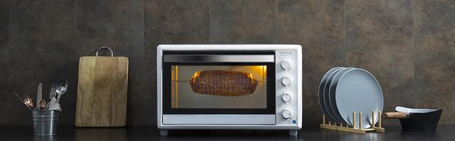 Bake&Toast 790 Gyro. Horno Sobremesa  de 2000W, Capacidad de 46 Litros, 12 Modos, Temperatura hasta 230ºC y Tiempo hasta 60 Minutos, Incluye Accesorio Rustidor con pinzas