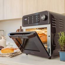 Bake&Fry 1500 Touch Forno friggitrice ad aria calda, con convezione, capacità 15 litri, potenza 1700 W e con touch screen. Include un ampio kit di accessori.