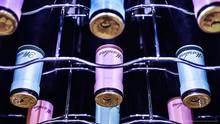 Cave à vin Grand Sommelier 1200 CoolCrystal. Cave à vin pour 12 bouteilles, 33 L de capacité, design porte FullCrystal, finition miroir, étagère en acier inoxydable, panneau tactile et écran LED