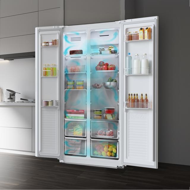 Bolero CoolMarket SBS 430 White E Frigorífico Americano Side by Side White com 430 l de capacidade, 176 cm de altura e 84 cm de largura, classe E, com sistema Multi Air Flow, Total No Frost, Motor Inverter Plus.