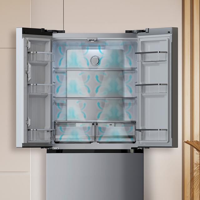 Bolero CoolMarket FD 510 Inox E Frigorífico 4 puertas inox estilo francés, con una gran capacidad de 510 L, 183 cm de alto, 85 cm de ancho, clase energética E y motor Inverter plus. Además, cuenta con distintos modos como Fast Cooling y Fast Freezing, así como sistemas como MultiAirFlow, Total NoFrost, Metal Cooling.