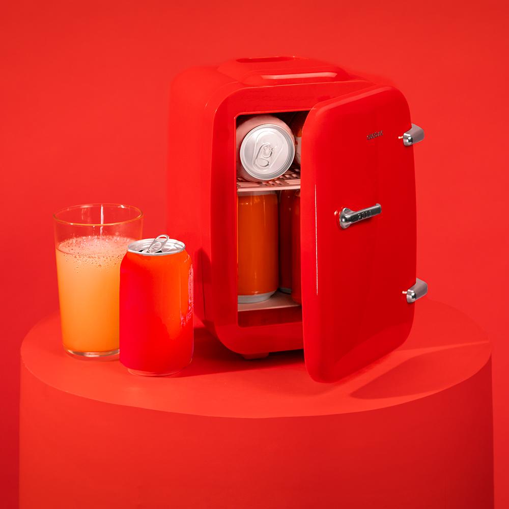 Frigorífico Cecotec Bolero MiniCooling 4L Habana Red con bebidas