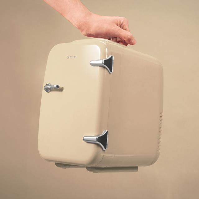 Retro-Kühlschrank Habana Cream 4 Liter, 12V-220V Betrieb, kompatibel mit Autos und Wohnwagen, Kühl- und Heizfunktion, Temperaturbereich 0-50 ºC und einfacher Transport.