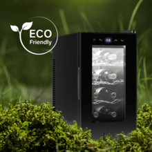 Bolero GrandSommelier 830 CoolCrystal Bodega puesta a temperatura de 8 botellas de capacidad con sistema termoeléctrico de enfriamiento que garantiza un alto rendimiento. Temperatura regulable y luz LED interior.