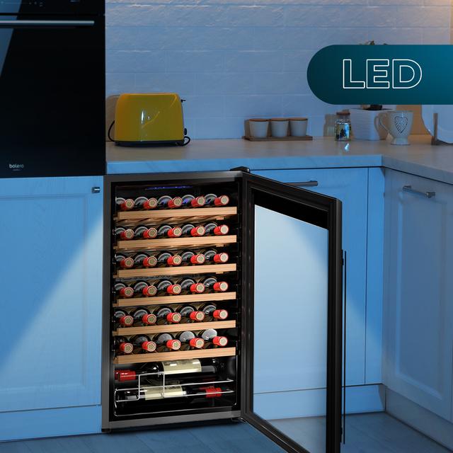 Bolero GrandSommelier 34030 Inox Compressor Wine cooler con capacità di 34 bottiglie e sistema di raffreddamento a compressore per alte prestazioni. Temperatura regolabile e luce interna a LED.