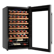 Cave de vinho Bolero GrandSommelier 34030 Inox Compressor Cave de vinho de 34 garrafas de capacidade com sistema compressor de arrefecimento, que garante um alto desempenho. Temperatura regulável e luz LED interior.