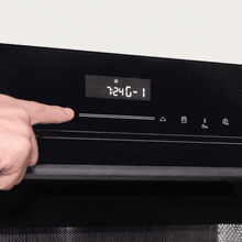Bolero Hexa MW703800 Glasschwarzer integrierter Glasschwarz-Mikrowellenherd mit 34 l Fassungsvermögen mit Mikrowellenfunktion, Grillmodus, Auftauen, automatischem Menü, Schnellkochen, elektronischem Timer.