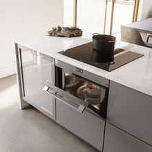 Bolero Hexa MW703800 Glasgrauer integrierter glasgrauer Mikrowellenherd mit 34 l Fassungsvermögen mit Mikrowellenfunktion, Grillmodus, Auftauen, automatischem Menü, Schnellkochen, elektronischem Timer.