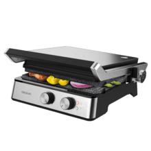 Grill électrique Rock'nGrill Blaze 2400 W qui ajuste le temps et la température, possède des plaques recouvertes de RockStone adaptées au lave-vaisselle et une ouverture à 180º.