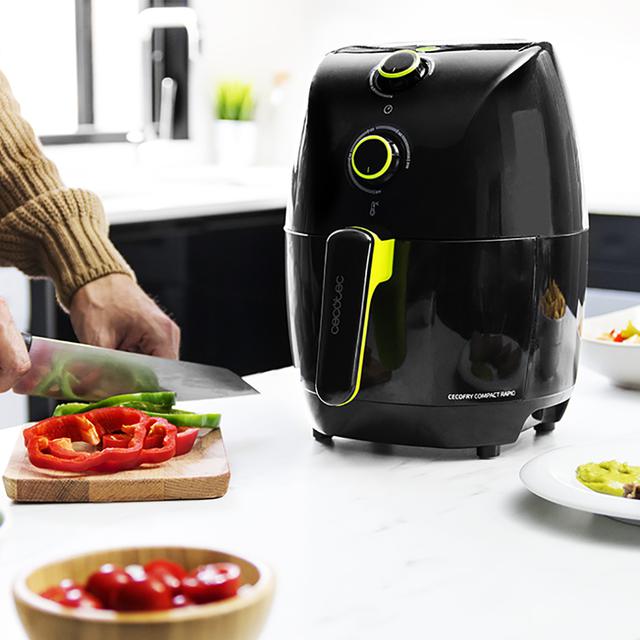 Cecofry Compact Rapid Black. Fritadeira de ar quente sem óleo 1,5L com 900 W, dietética, capacidade 400 gr, temperatura 200 ºC, tempo ajustável, inclui livro de receitas