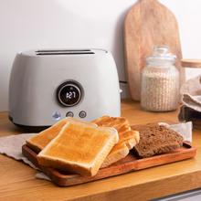 ClassicToast 8000 Beige Double. Torradeira digital de 800 W, 2 ranhuras extralargas para 2 torradas, Ecrã Digital, 3 funções, suporte superior, design retro bege