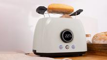 ClassicToast 8000 Beige Double. Tostadora Digital de 800 W, 2 Ranuras extraanchas para 2 tostadas, Pantalla Digital, 3 Funciones, Varillas superiores, Diseño Retro en Beige