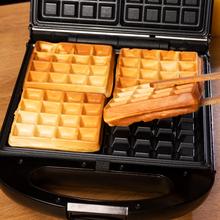 Rock'nToast Family Waffle. Gofrera de 1500 W, Capacidad 4 Gofres, Revestimiento Antiadherente, Sistema giratorio 180º, Rapidez de Calentamiento, Acabados en Acero Inoxidable