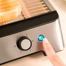 NiceSlice Inox 1000 W flacher Toaster mit drei Heizelementen für jede Brot- und Backwarenarten geeignet.