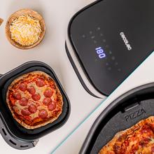 Friggitrice ad aria Cecofry DuoHeat 6000 con doppia resistenza per una perfetta doratura e sapore di grigliata nelle carni, capacità di 6 litri e potenza di 2200 W per piatti sani.