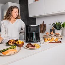 Cecofry DuoHeat 6000 Heißluftfritteuse mit doppeltem Widerstand für perfekte Bräunung und Grillgeschmack bei Fleisch, 6 Liter Fassungsvermögen und 2200 W Leistung für gesunde Gerichte.