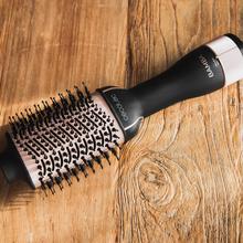 Bamba CeramicCare Unique Volumizing Air Brush mit Keramikbeschichtung, 1200 W Leistung, 2 Geschwindigkeiten und 3 Temperaturen.