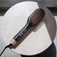 Bamba InstantCare AirFlow Brosse lissante à air chaud et revêtement céramique. Avec température réglable, chauffage rapide et design ergonomique.