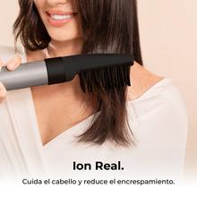 Bamba CeramicCare AirGlam Y Escova de ar multifuncional 8 em 1 para modelar o cabelo, secador, alisador e modelador com tecnologia Coanda que modela, enrola, penteia, seca e elimina o frizz. Com 3 velocidades, 3 temperaturas e controle de calor inteligente. Motor digital de 1400 W de potência e 110.000 rpm.