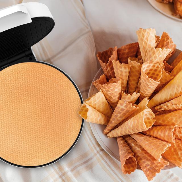 Fun Gofrestone Cone Piastra per waffle in acciaio inossidabile e 1000 W di potenza, ideale per preparare coni e cialde di gelato croccanti e sottili.