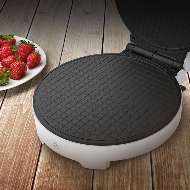Fun Gofrestone Cone Piastra per waffle in acciaio inossidabile e 1000 W di potenza, ideale per preparare coni e cialde di gelato croccanti e sottili.