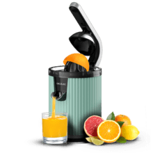 Presse-agrumes électrique à bras rétro Xqueeze RetroJuice 600 Green pour oranges et agrumes d'une puissance de 600 W, filtre en acier inoxydable, cône en plastique, levier pour extraire la pulpe et système anti-goutte.