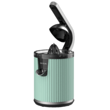 Xqueeze RetroJuice 600 Green Spremiagrumi elettrico a braccio retrò per arance e agrumi con 600 W di potenza, filtro in acciaio inox, un cono in plastica, leva per estrarre la polpa e sistema antigoccia.