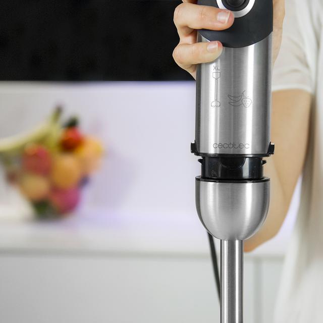 Powerful Titanium 1000. Batidora de Mano con 1000 W, Pie Extralargo, 4 Hojas con Recubrimiento de Titanio, 21 Niveles y Turbo, Incluye Vaso de 500 ml con tapa, Libre BPA, Acero/Negro