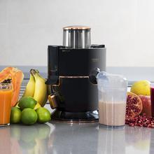 Centrifugeuse pour fruits et légumes ExtremeTitanium 19000. 1000W, vitesse de 19000 tr/min, disque avec revêtement en titane, tube d’embouchure XL, 2 vitesses, couleur noire