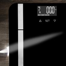 Bilancia pesapersone digitale Surface Precision 9450 Full Healthy. Con piattaforma di vetro temperato ad alta sicurezza, display LCD invertito e capacità massima di 180 kg. Senza connettività, colore nero.