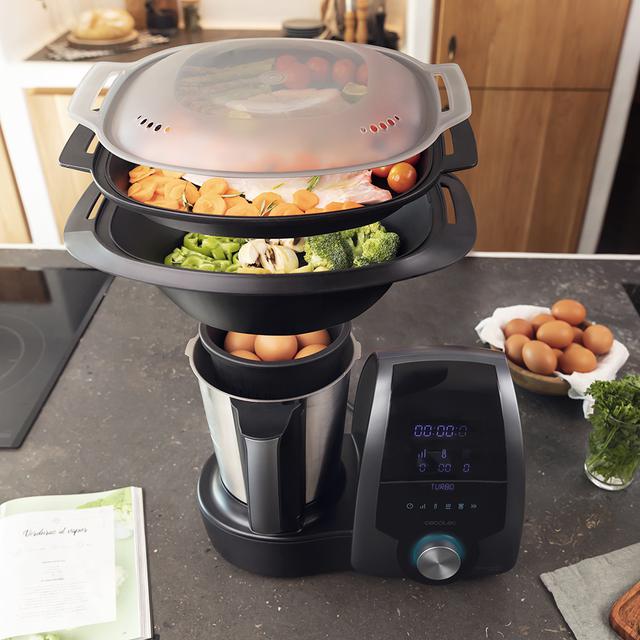 Robot de cuisine multifonction Mambo 8590 avec cuillère MamboMix, balance intégrée, 30 fonctions, bol en acier inoxydable de 3,3 L qui convient pour le lave-vaisselle, panier pour bouillir, livre de recettes