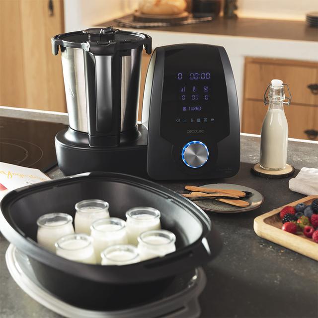 Robot de cuisine multifonction Mambo 8590 avec cuillère MamboMix, balance intégrée, 30 fonctions, bol en acier inoxydable de 3,3 L qui convient pour le lave-vaisselle, panier pour bouillir, livre de recettes