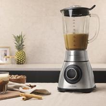 Mixeur-blender Power Black Titanium 1300 PerfectMix. 1300 W de puissance, lame de 6 feuilles avec revêtement en titane noir, capacité d'1,8 litre et filtre pour jus.