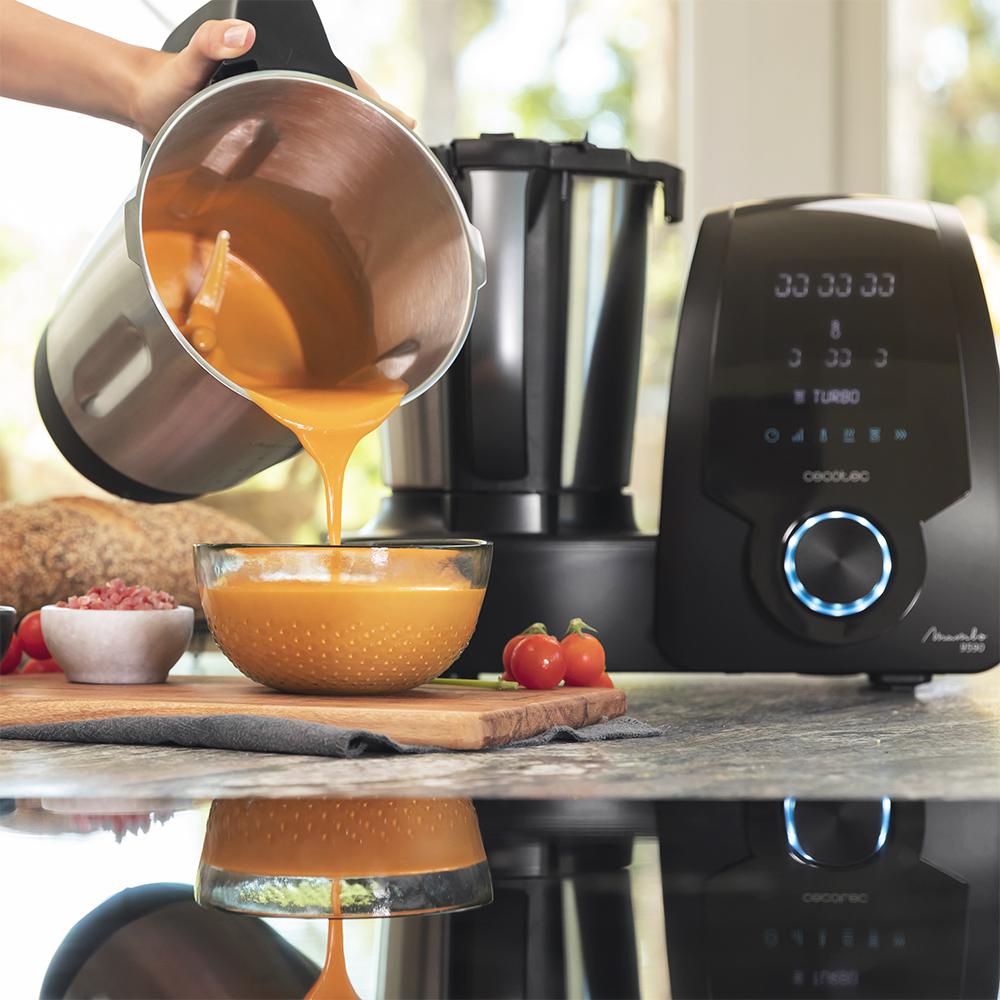 Robot de cuisine multifonction Mambo 9590 avec une cuillère MamboMix, Bol Habana, balance intégrée, 30 fonctions, bol en acier inoxydable de 3,3 L qui convient pour le lave-vaisselle, panier pour bouillir, livre de recettes