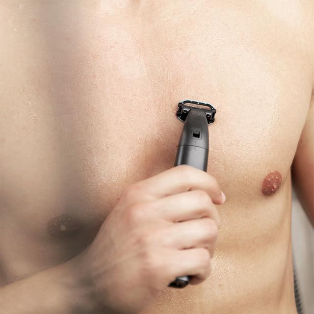 Máquina de barbear Multifunções 5 em 1 Bamba PrecisionCare Extreme 5in1. Bateria de Lítio, Corpo e rosto, Waterproof, Limpeza fácil IPX5, Autonomia de 60 min, Inclui cabeça para barbear laminada