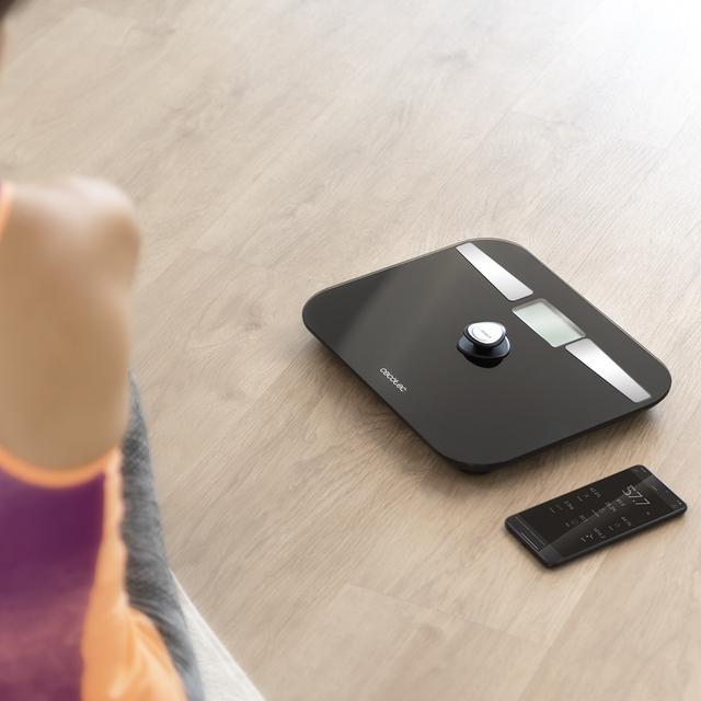 Surface Precision EcoPower 10200 Smart Healthy Black. Báscula de baño Con pulsador, Superficie de vidrio templado de alta seguridad, Sensores de precisión, APP