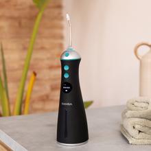 Irrigador oral portátil Bamba ToothCare 1100 Jet Liberty. 6 modos de funcionamento e 6 bocals, ecrã LED, 280ml de capacidade, 8 definições de pressão, IPX7, carregamento USB e mala de viagem