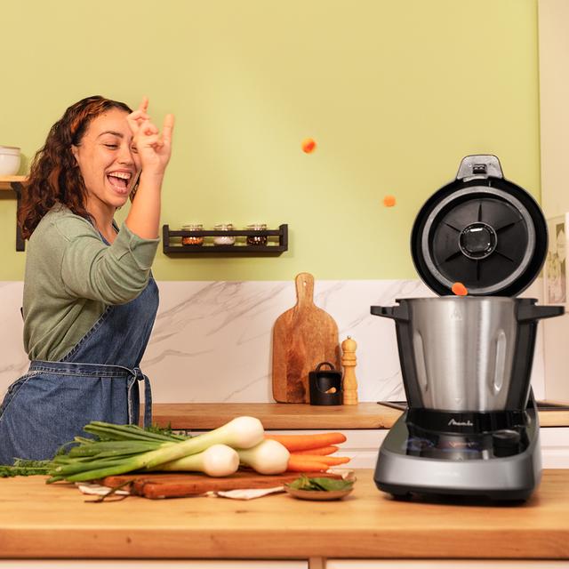 Mambo Touch Chef Robot de Cocina Multifunción. 1600 W, 37 Funciones, Pantalla Táctil TFT 5" con Recetario Integrado, 3,3 Litros de Capacidad, APP, Báscula y Jarra de Acero Inoxidable