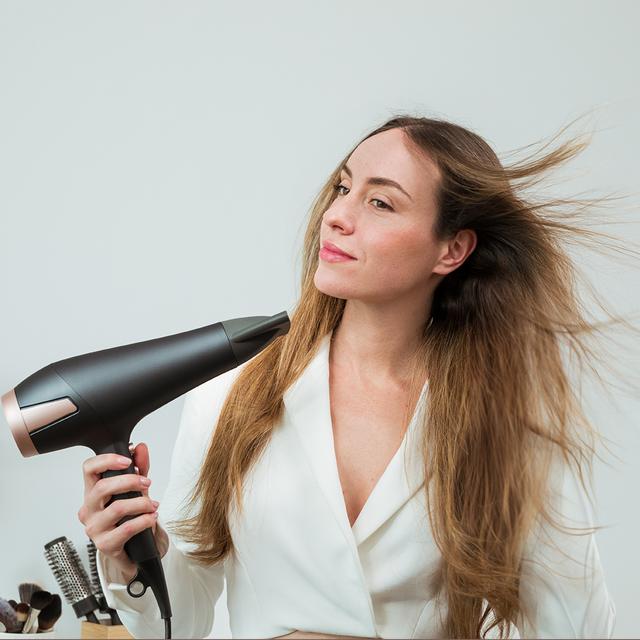 Secador de cabelo Bamba IoniCare Elegance AC com 2.400 W, tecnologia de íons e grande fluxo de ar