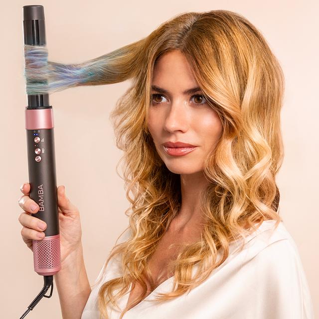 Bamba CeramicCare AirGlam Cepillo de aire moldeador de pelo, secador, alisador y rizador multifunción 8 en 1 con tecnología Coanda que moldea, riza, peina, seca y elimina el efecto frizz. Con 3 velocidades, 3 temperaturas, y control inteligente del calor. Motor digital 1400 W de potencia y 110000 rpm.