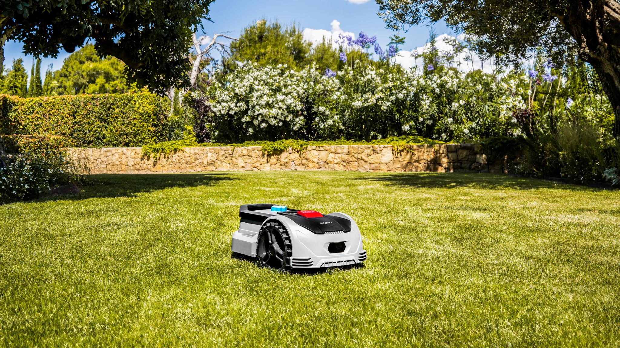 El robot líder, llega a tu jardín