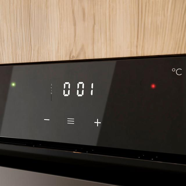 Bolero Hexa M226001 Glass Black A Horno Integrable Multifunción M226001 Glass Black de 70L de capacidad, 7 funciones, Display, Clase A, 2800W, Steam Base XXL, Steam Assist, Steam EasyClean, Cooling Fan, Modo Eco, Modo Convección, Modo Grill, Puerta Triple Glass, Luz Interior.