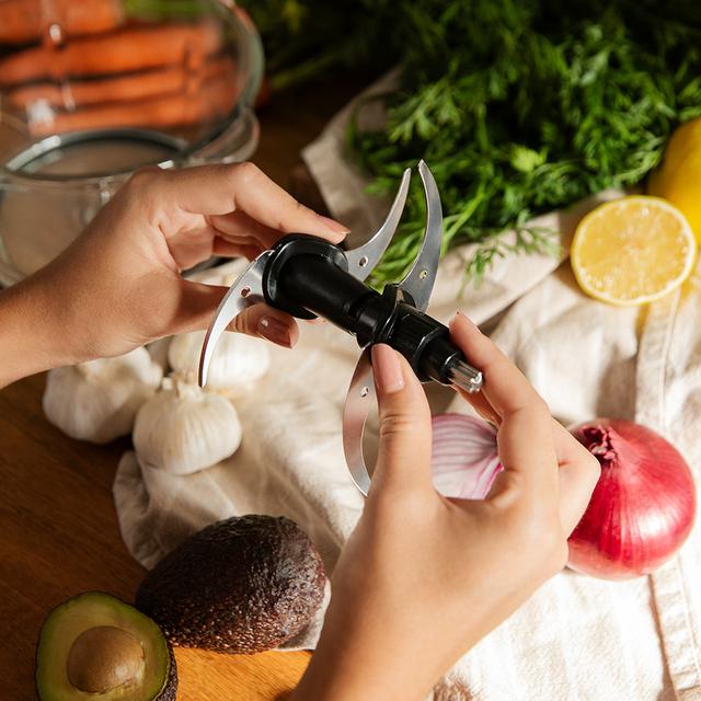 Cecotec ChopBeat 2000 Hakmolen - 500W Keukenmachine Met Glazen Kom Van 500g En 4 Roestvrijstalen Messen