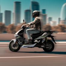 Cecotec Shark (Gris/Lima) Con una potencia máxima de 3600W, y con opción de una o dos baterías (66-132 Km de autonomía). Disponible en dos colores, combina diseño y agilidad.L1eB (Equivalente a 49cc)