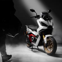 Cecotec Vulcano (Blanco/Rojo) Con una potencia máxima de 17000W y hasta 151Km de autonomía.Disponible en dos colores, combina: Estilo, potencia y tecnología.L3eB (Equivalente a 125cc)
