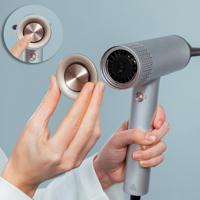 Filtro trasero extraíble Easy Clean del secador CECOTEC IoniCare RockStar Aluminum