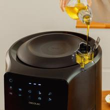 Cecofry Rain M Friteuse à air de 5,5 litres de capacité avec pulvérisateur d'huile intégré, pulvérisation automatique et manuelle avec 7 niveaux. Technologie avancée d’air chaud, avec 1550 W, panneau de contrôle tactile multifonction, thermostat réglable, fonction d’auto-nettoyage, 8 menus préconfigurés et grille de sécurité.