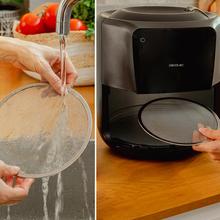 Cecofry Rain M Friteuse à air de 5,5 litres de capacité avec pulvérisateur d'huile intégré, pulvérisation automatique et manuelle avec 7 niveaux. Technologie avancée d’air chaud, avec 1550 W, panneau de contrôle tactile multifonction, thermostat réglable, fonction d’auto-nettoyage, 8 menus préconfigurés et grille de sécurité.