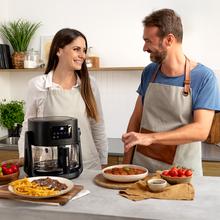 Friggitrice ad aria reversibile 3 in 1 Cecofry Flip&Grill 4500 da 1500 W e 6 menu preimpostati.